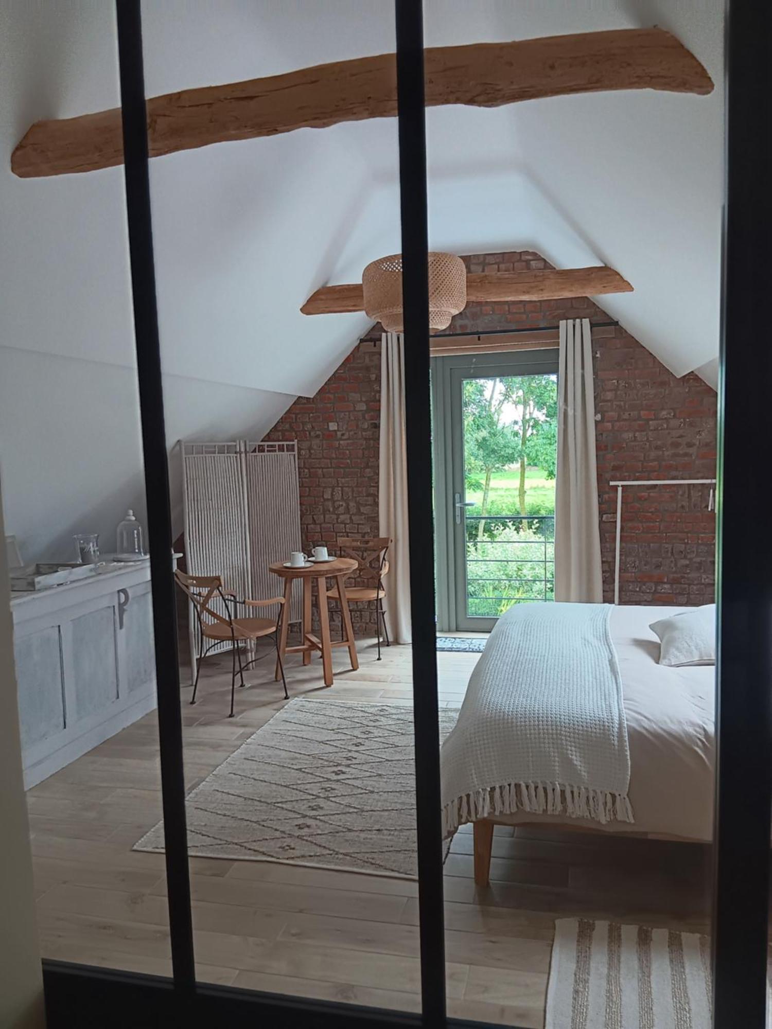 La Chambre Des Daines 班什 外观 照片